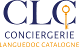 Logo CLC Conciergerie Languedoc Catalogne : lettres bleues stylisées sur fond noir, une clé vintage orange remplace le L du sigle. Services de conciergerie.